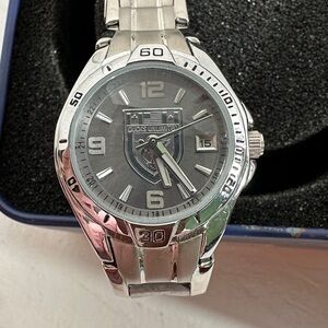 Vintage silver watch Fossil tin box